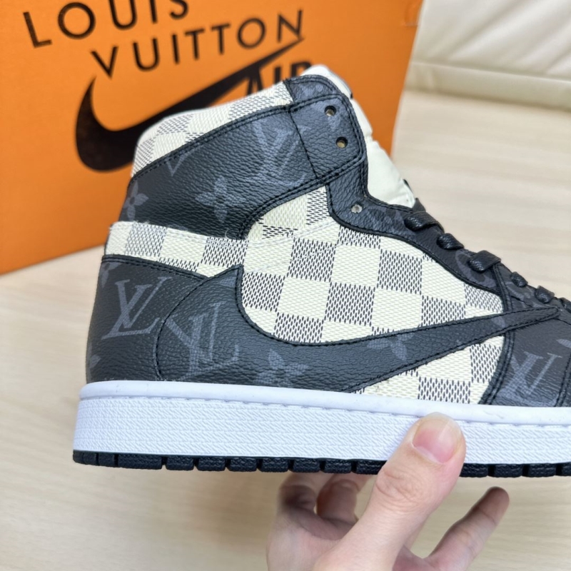 Louis Vuitton Sneakers